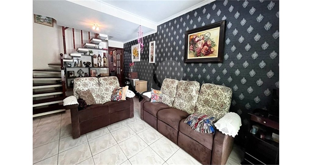 Casa à venda com 3 quartos, sendo 1 suíte, em Vila Boaçava, São Paulo, SP