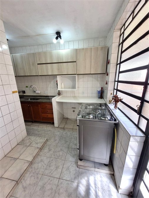 Sobrado à venda com 3 quartos, sendo 1 suíte,  em Jardim Ester Yolanda, São Paulo, SP