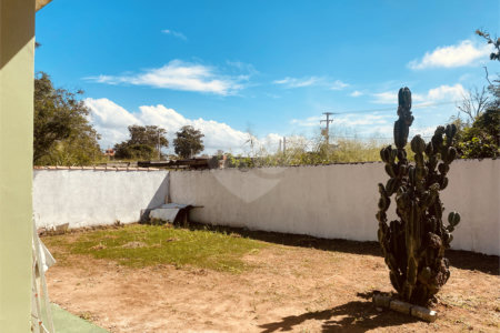 Casa em condomínio para alugar com 2 quartos, sendo 1 suíte, em Caravelas, Armação dos Búzios, RJ