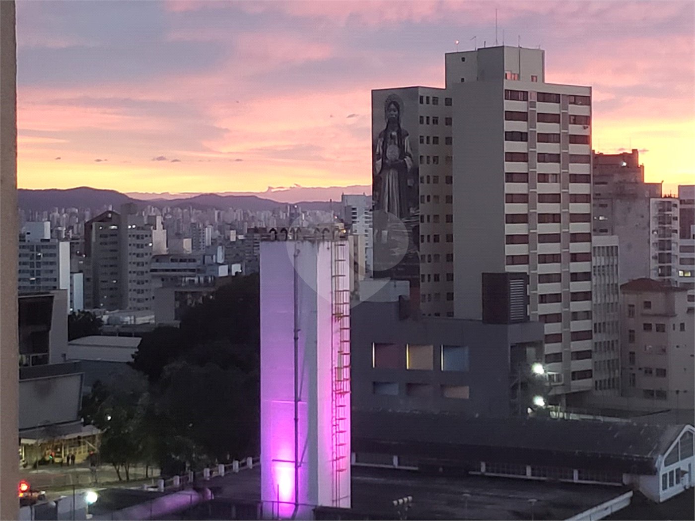 Apartamento na Consolação para locação com 3 dormitórios, 2 vagas na Consolação