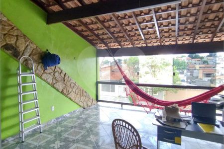 Casa à venda com 3 quartos, sendo 1 suíte,  em Vila Nova Cintra, Mogi das Cruzes, SP