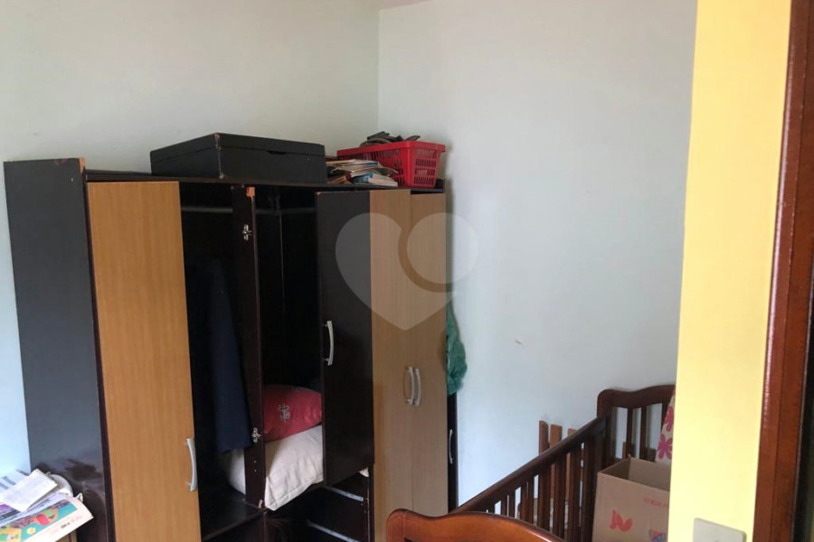 Sobrado à venda com 4 quartos, sendo 1 suíte, em Serra da Cantareira, Mairiporã, SP