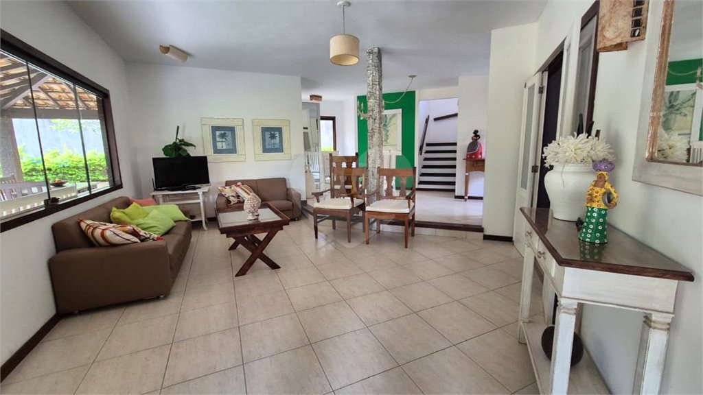Casa à venda com 5 quartos, sendo 4 suítes,  em Geribá, Armação dos Búzios, RJ