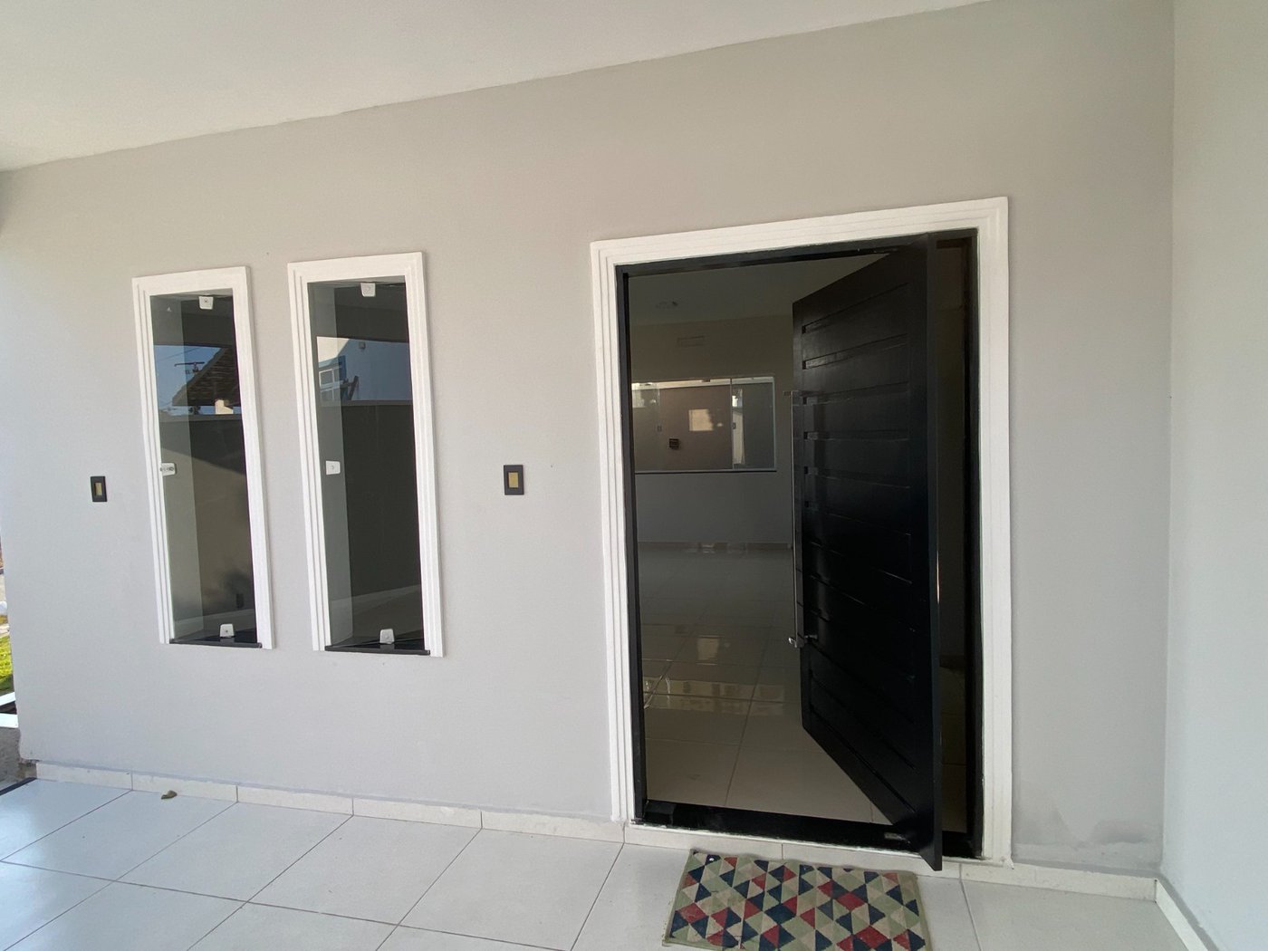 Casa à venda com 3 quartos, sendo 2 suítes, no condomínio PORTO LAGOA, Aquiraz - CE