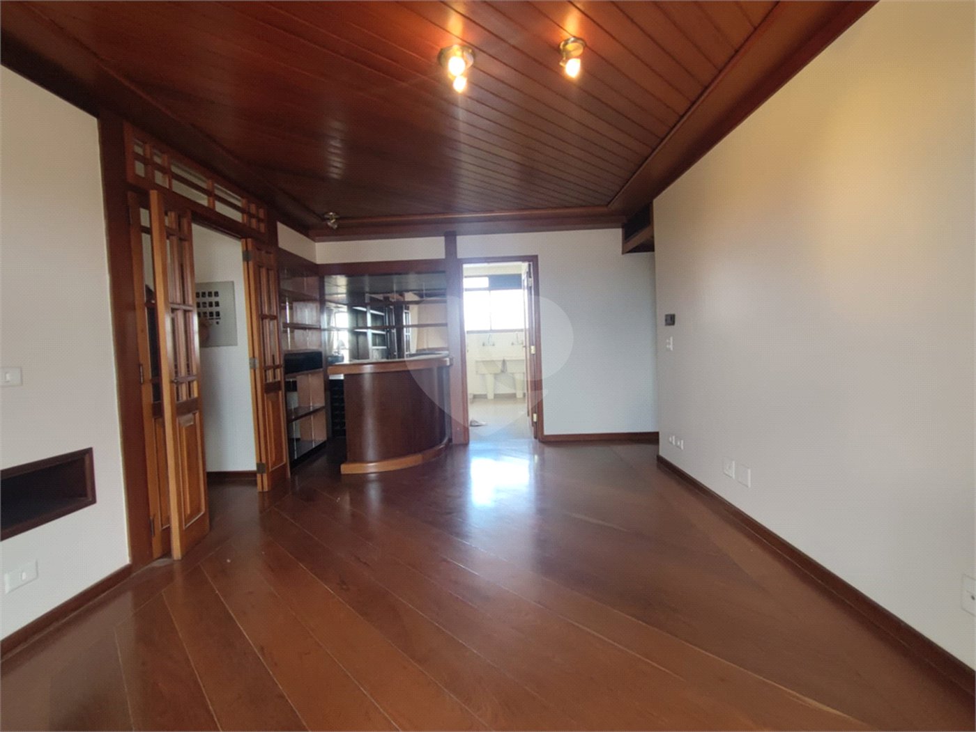 Apartamento à venda com 4 suítes em Moema, São Paulo, SP