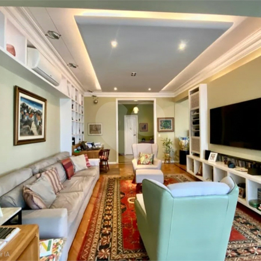 Apartamento à venda com 3 quartos, sendo 1 suíte, em Copacabana, Rio de Janeiro, RJ