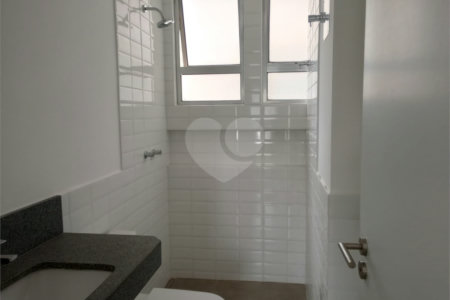 Apartamento à venda com 3 quartos em Santana, São Paulo, SP