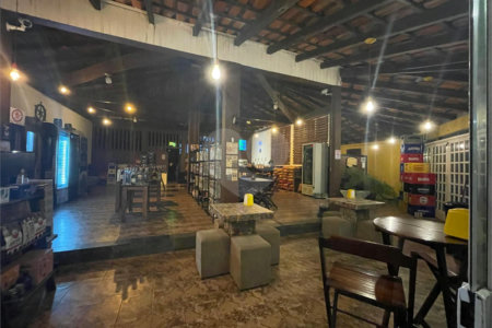 Sobrado à venda com 2 quartos, sendo 1 suíte, em Estância Balneária Hawai, Caraguatatuba, SP