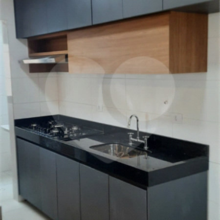 Apartamento à venda com 3 quartos, sendo 1 suíte, em Vila Assunção, Santo André, SP