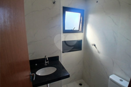 Casa à venda com 2 quartos no condomínio Sintra, São Paulo - SP