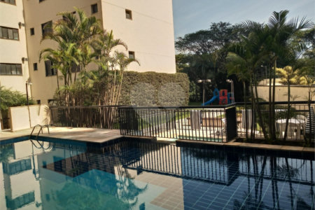 Apartamento à venda com 3 suítes em Vila Suzana, São Paulo, SP