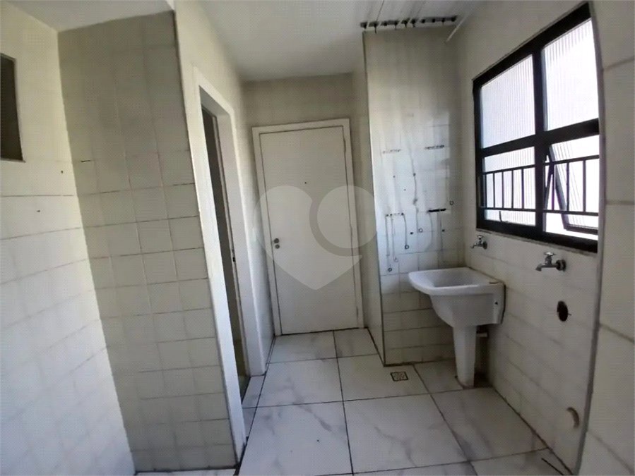 Apartamento à venda com 3 quartos, sendo 1 suíte, em Jardim Sul, São Paulo, SP