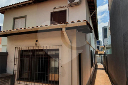 Sobrado à venda com 3 quartos, sendo 1 suíte, em Chácara Santo Antônio (zona Sul), São Paulo, SP