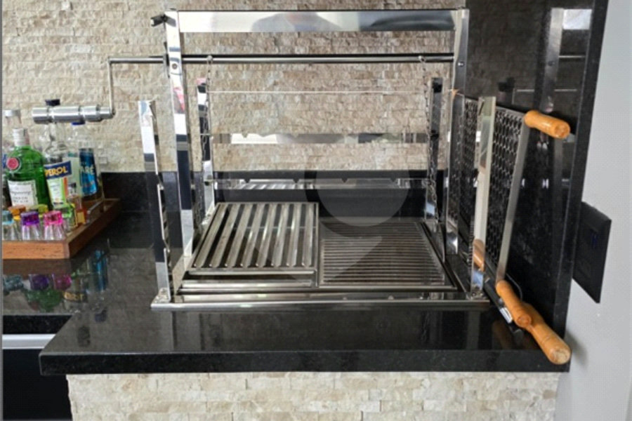 Apartamento à venda com 3 quartos, sendo 1 suíte, em Morumbi, São Paulo, SP