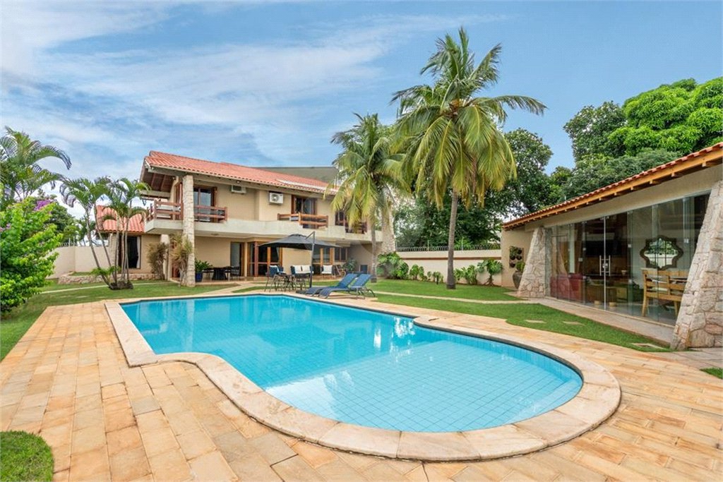 Casa à venda com 4 suítes no Centro, Três Lagoas, MS