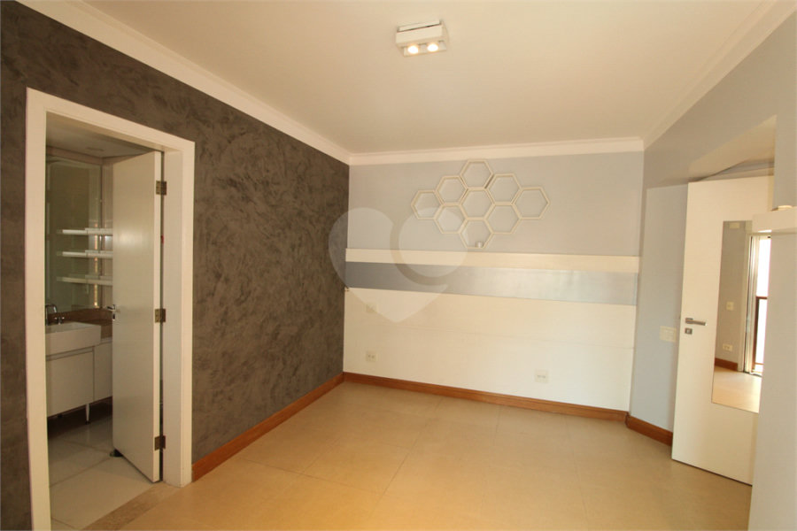 Apartamento à venda com 4 suítes em Santana, São Paulo, SP