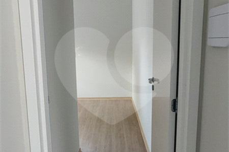 Casa à venda com 3 suítes no condomínio Reserva Ybyra, Atibaia - SP