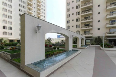 Apartamento à venda com 2 quartos, sendo 1 suíte,  em Vila Regente Feijó, São Paulo, SP