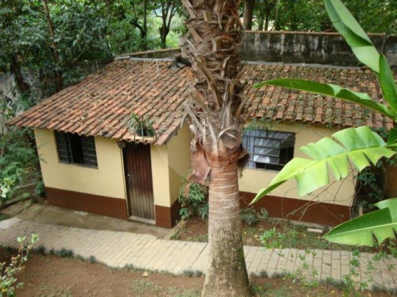Casa Térrea à venda com 3 quartos, sendo 1 suíte, em Parque Petrópolis, Mairiporã, SP