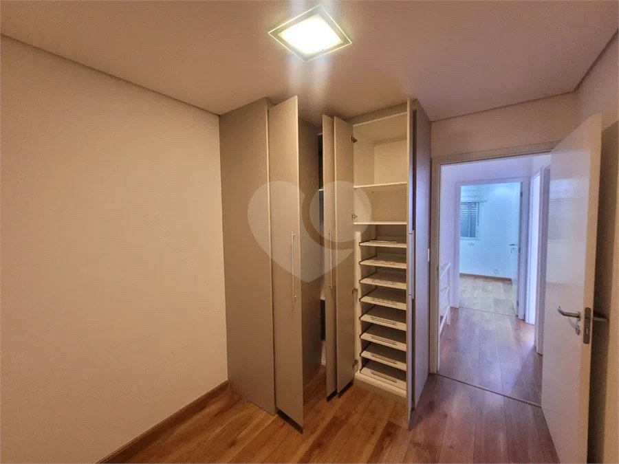 Casa à venda com 3 quartos, sendo 1 suíte, no condomínio Arte de Viver, Sorocaba - SP