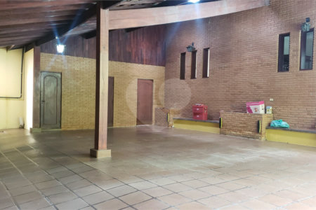 Sobrado à venda com 4 quartos, sendo 2 suítes, em Jardim Marajoara, São Paulo, SP