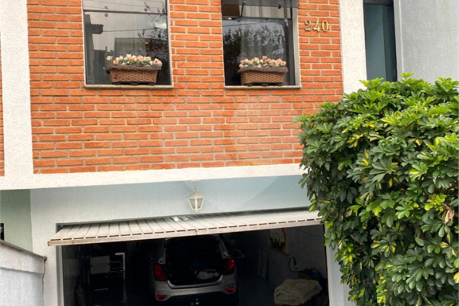 Sobrado à venda com 3 quartos, sendo 1 suíte, em Vila Nova Mazzei, São Paulo, SP