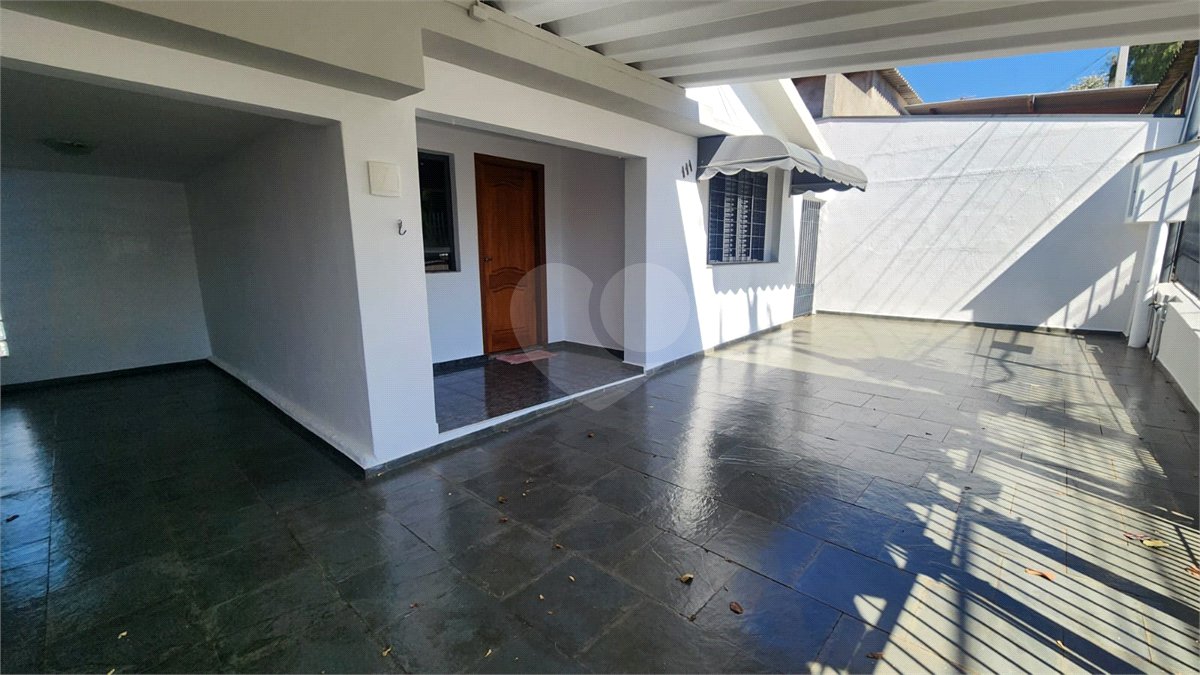 Casa à venda com 3 quartos em Vila Ramaciotti, Valinhos, SP