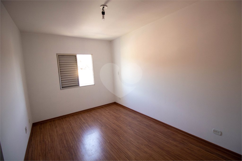 Apartamento à venda com 3 quartos, sendo 1 suíte, no Centro, São Roque, SP
