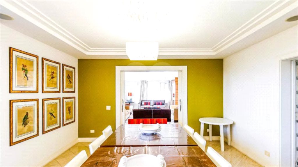 Apartamento com 410m², 4 suítes, 3 garagens, à venda em Santo Amaro