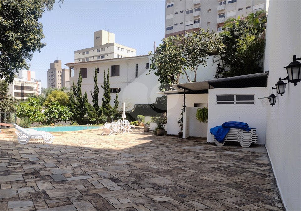 Apartamento à venda ou para alugar com 3 quartos, sendo 1 suíte,  em Real Parque, São Paulo, SP