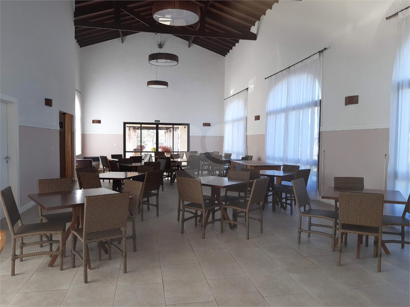 Casa à venda com 4 suítes no condomínio Residencial Campo de Toscana, Vinhedo - SP