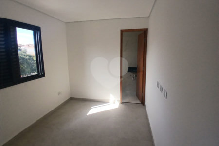 Casa à venda com 2 quartos no condomínio Sintra, São Paulo - SP