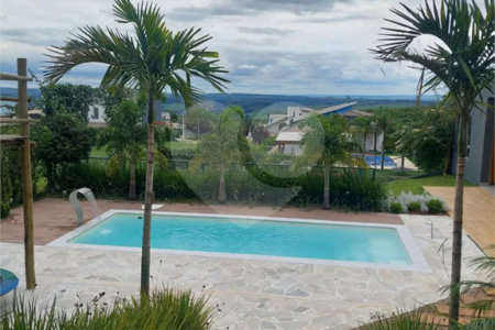 Casa à venda ou para alugar com 4 quartos, sendo 1 suíte, no condomínio Colinas de Inhandjara, Itupeva - SP