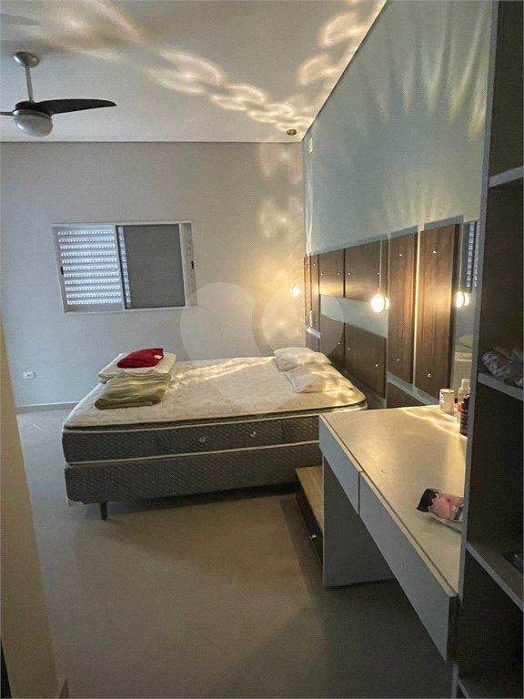 Casa à venda com 3 quartos, sendo 1 suíte, no condomínio Real Park Tietê, Mogi das Cruzes - SP