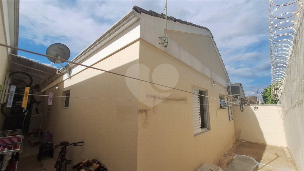 Casa à venda com 3 quartos, sendo 1 suíte,  no condomínio Villa Bella, Sorocaba - SP