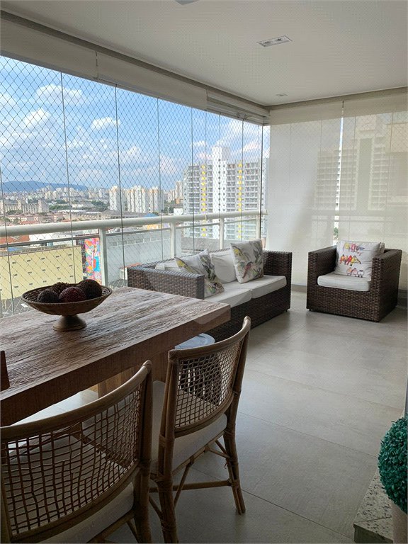 Apartamento à venda com 3 suítes em Lapa, São Paulo, SP