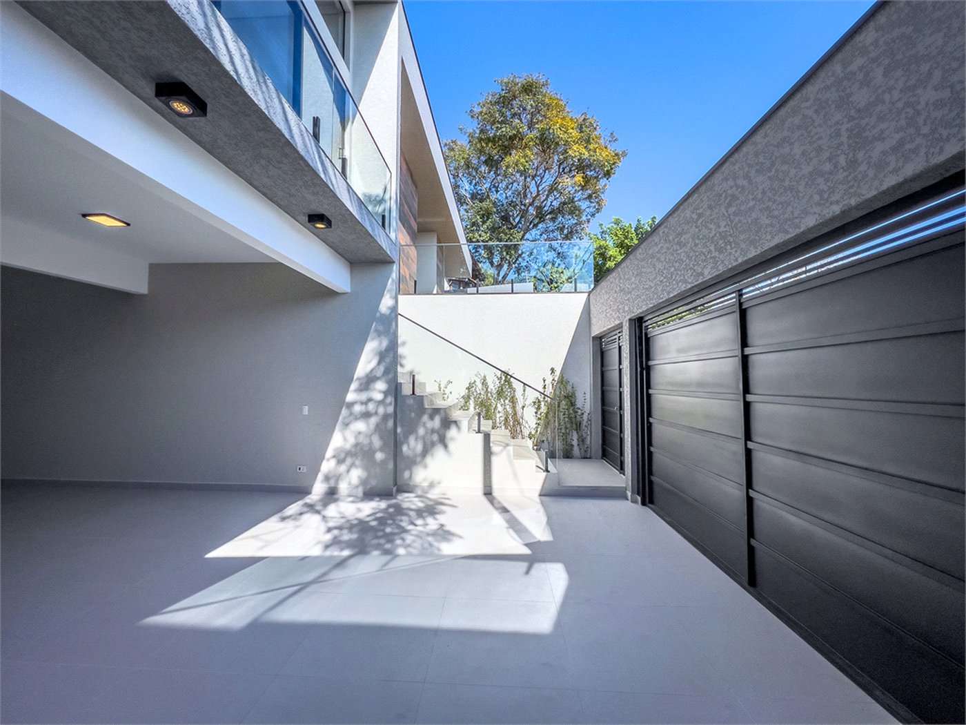 Casa à venda com 3 suítes em Jardim Paulista, Atibaia, SP