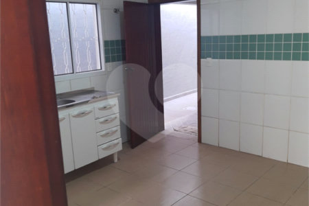 Casa à venda com 4 quartos em Lopes de Oliveira, Sorocaba, SP