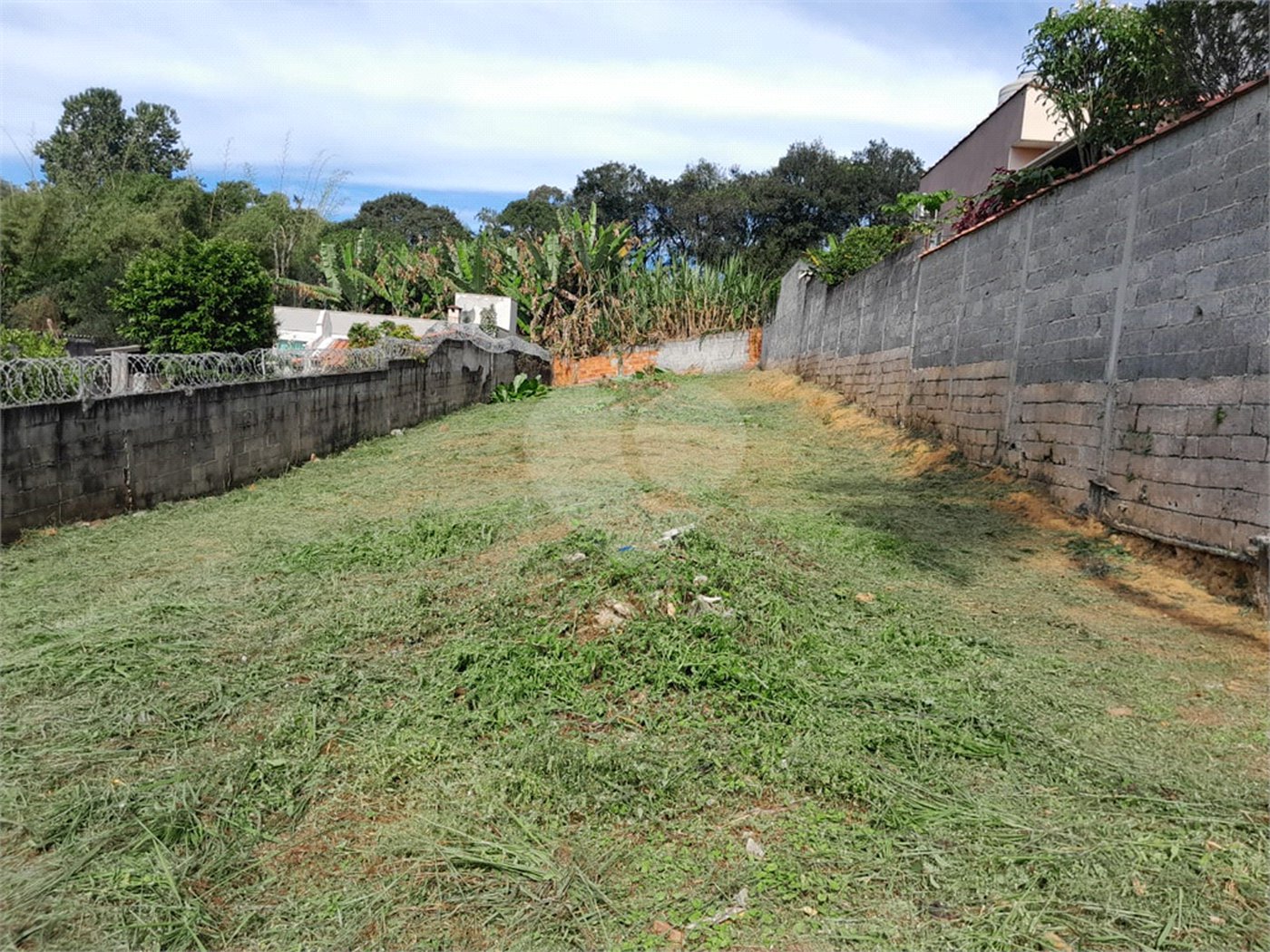 Terreno à venda em Mogi Moderno, Mogi das Cruzes, SP