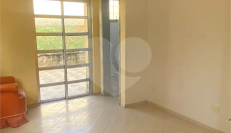 Casa à venda com 3 quartos, sendo 1 suíte,  em Vila Suissa, Mogi das Cruzes, SP