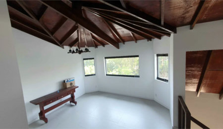 Casa à venda com 3 suítes em Jardim Londrina, São Paulo, SP