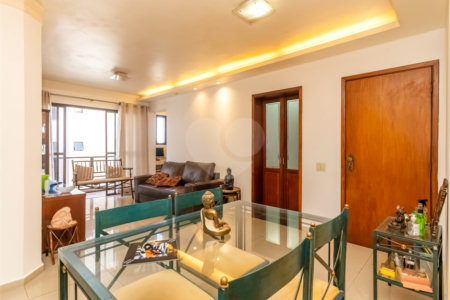 Apartamento à venda com 3 quartos, sendo 1 suíte, em Vila Mariana, São Paulo, SP