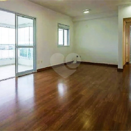 Apartamento à venda com 3 quartos, sendo 1 suíte, em Morumbi, São Paulo, SP
