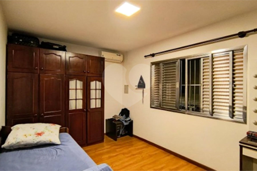 Sobrado à venda com 3 quartos, sendo 1 suíte, em Tremembé, São Paulo, SP