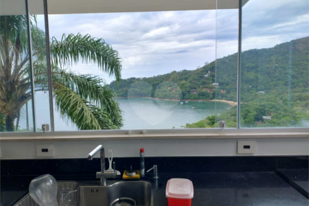 Casa à venda com 4 suítes em Praia Vermelha, Ubatuba, SP