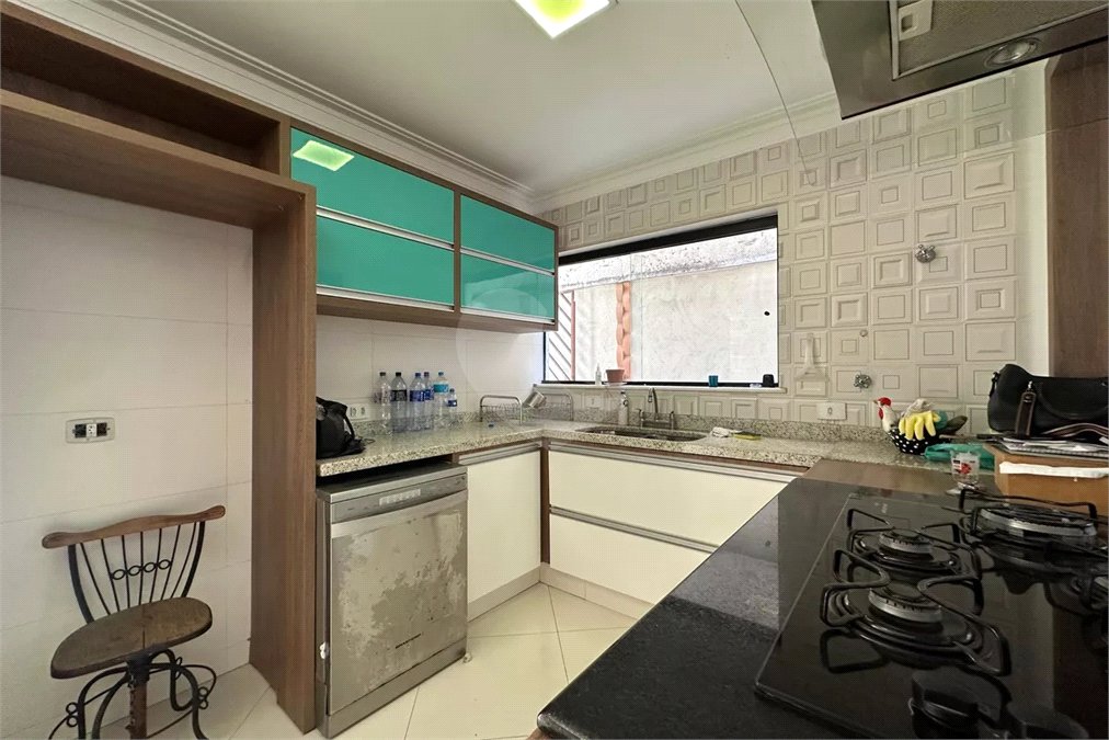 Sobrado à venda com 4 quartos, sendo 2 suítes, em Vila Ipojuca, São Paulo, SP