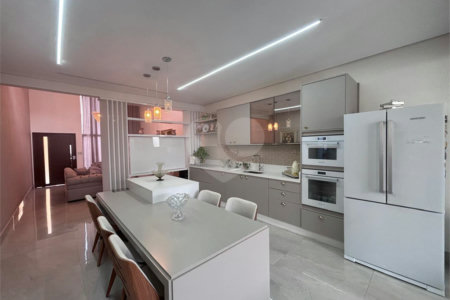 Casa à venda com 2 quartos, sendo 1 suíte, no condomínio Horizontes de Sorocaba, Sorocaba - SP