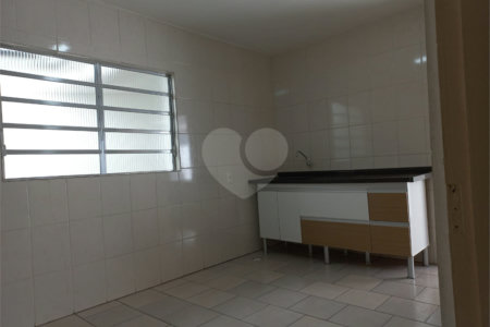 Sobrado à venda com 3 quartos, sendo 1 suíte,  em Vila Lageado, São Paulo, SP