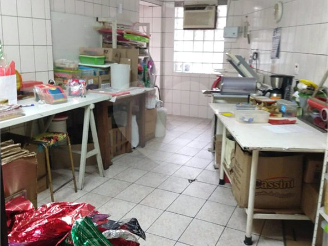 Sobrado à venda com 3 quartos em Santana, São Paulo, SP