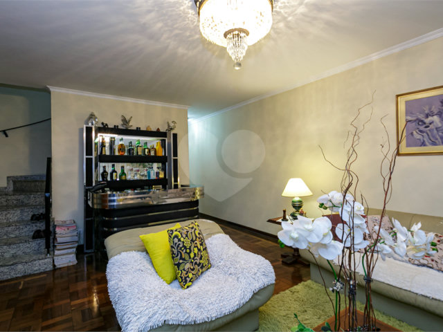 Sobrado à venda com 3 quartos, sendo 1 suíte,  em Vila Mascote, São Paulo, SP